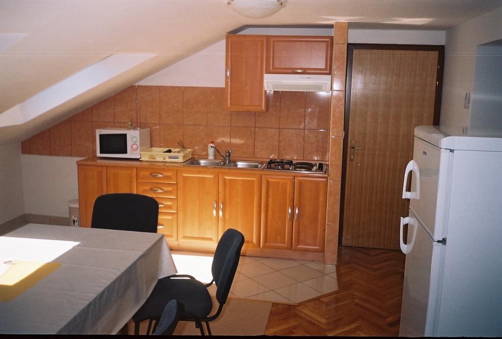Apartments Lalic Vodice Kamer foto